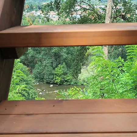 De مكان تخييم Besalú